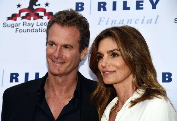 Cindy Crawford pic #889411