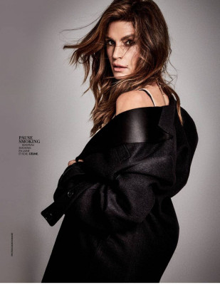 Cindy Crawford – Madame Figaro December 2017