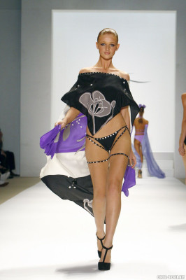 Cintia Dicker pic #753438