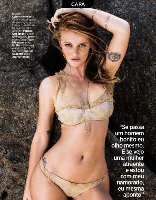 Cintia Dicker pic #813059
