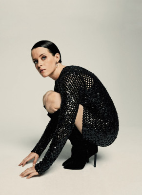 Claire Foy – GQ Magazine November 2018 Photoshoot