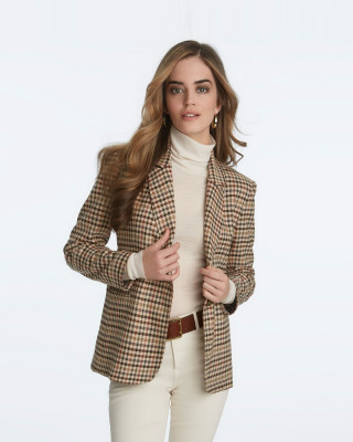 Clara Alonso for Elliott Lauren