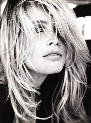 Claudia Schiffer pic #159398