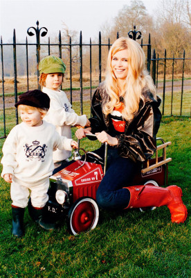Claudia Schiffer pic #148406