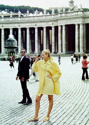Claudia Schiffer pic #175624