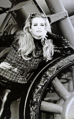 Claudia Schiffer pic #175636