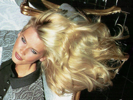 Claudia Schiffer pic #175617