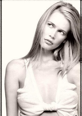 Claudia Schiffer pic #226875