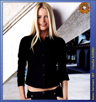 Claudia Schiffer pic #377