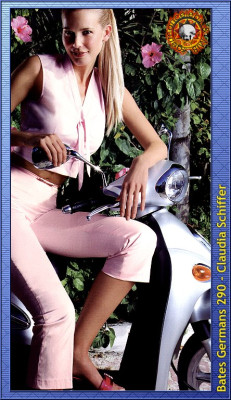 Claudia Schiffer pic #380