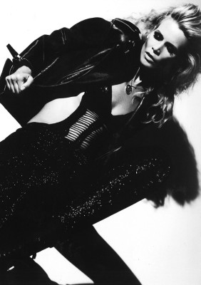 Claudia Schiffer pic #219901