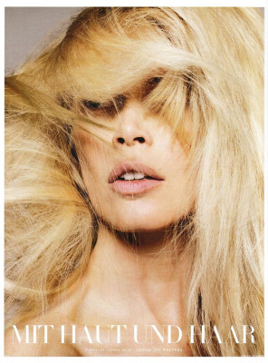 Claudia Schiffer pic #266368