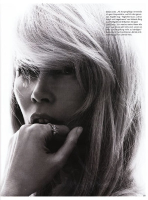 Claudia Schiffer pic #266366