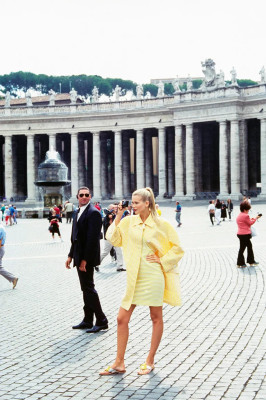 Vogue US December 1994 by Arthur Elgort