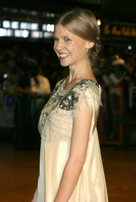 photo 19 in Clemence Poesy gallery [id250532] 2010-03-19 00:00:00