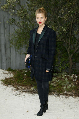 photo 7 in Clemence Poesy gallery [id601610] 2013-01-29 00:00:00