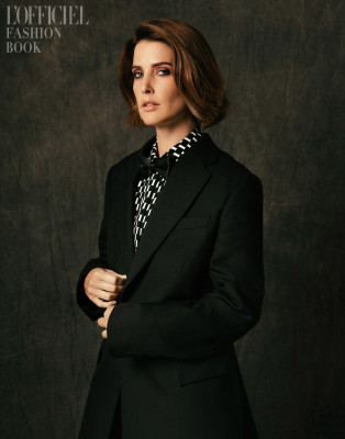 Cobie Smulders-«L&#039;OFFICIEL FASHION BOOK» 2021.