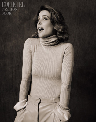 Cobie Smulders-«L&#039;OFFICIEL FASHION BOOK» 2021.