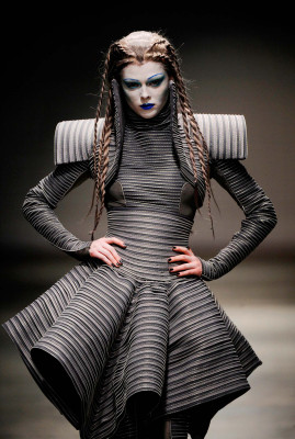 photo 3 in Coco Rocha gallery [id212379] 2009-11-26 00:00:00