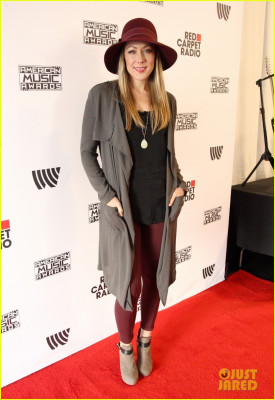 Colbie Caillat pic #909171
