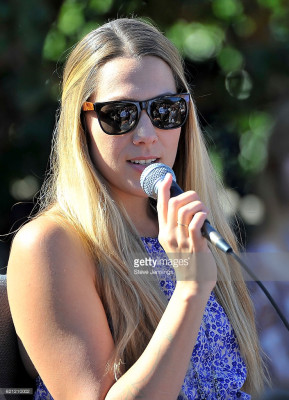Colbie Caillat pic #925550