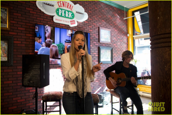 Colbie Caillat pic #925551