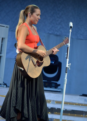 Colbie Caillat pic #960536