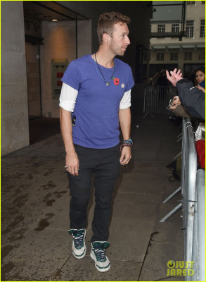 Coldplay - BBC Radio 1 11/06/2015