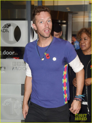 Coldplay - BBC Radio 1 11/06/2015