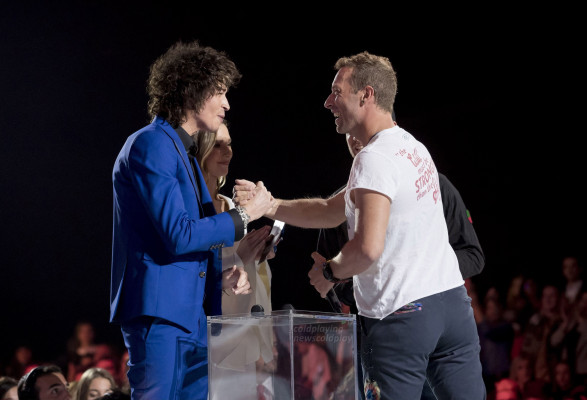 Coldplay - NRJ Music Awards in Cannes 11/12/2016
