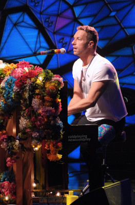 Coldplay - Che Tempo Che Fa in Milan 11/13/2016