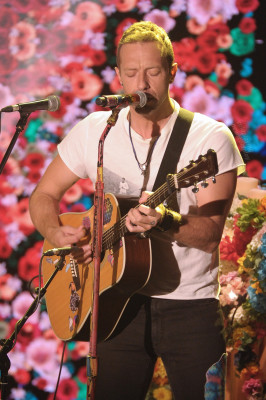 Coldplay - Che Tempo Che Fa in Milan 11/13/2016