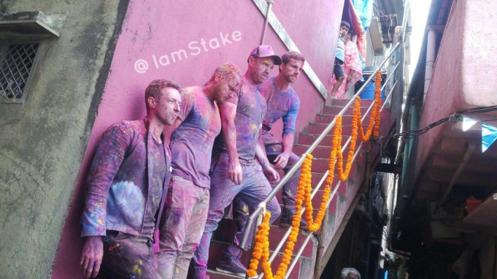 Coldplay - Music Video Hymn For The Weekend (2016) - On Set in Mumbai