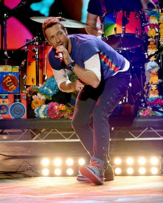 Coldplay - American Music Awards 11/22/2015