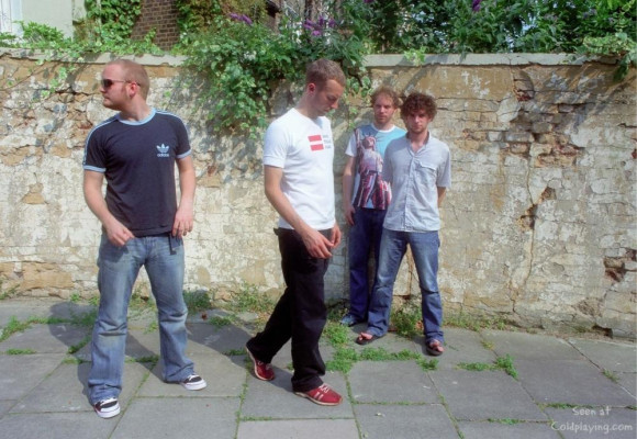 Coldplay - Jordi Adria Photoshoot 08/30/2002