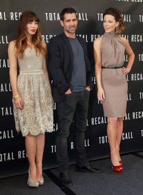 photo 29 in Colin Farrell gallery [id543049] 2012-08-02 00:00:00