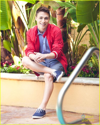 Colton Haynes pic #787978