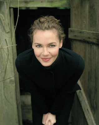 photo 19 in Connie Nielsen gallery [id37330] -0001-11-30 00:00:00