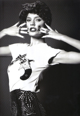 Constance Jablonski pic #472381