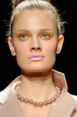 photo 24 in Constance Jablonski gallery [id360757] 2011-02-18 00:00:00