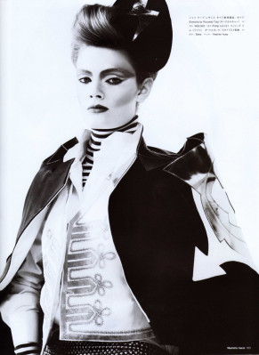 Constance Jablonski pic #267741