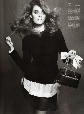 Constance Jablonski pic #296415
