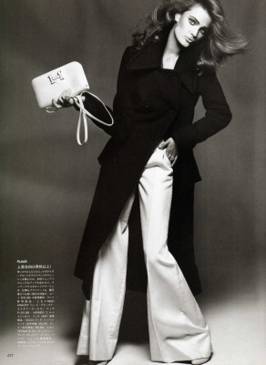Constance Jablonski pic #296416