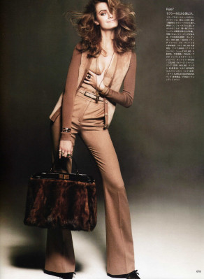 Constance Jablonski pic #296417