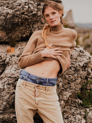 Constance Jablonski ~ Elle Italia N.36 by Francis Rotger