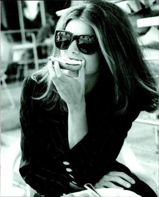 Cordula Reyer ~ VOGUE Italia January 1990 by Patrick Demarchelier