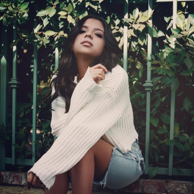 Cree Cicchino – Social Media