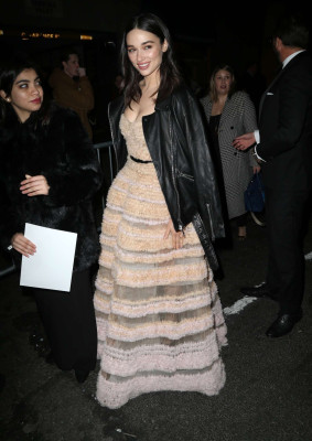 Crystal Reed pic #1040566
