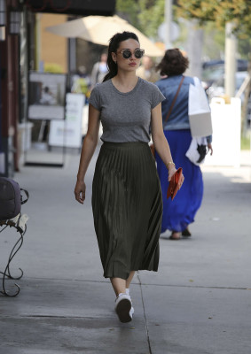 Crystal Reed pic #893171