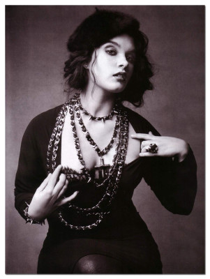 Crystal Renn pic #276355